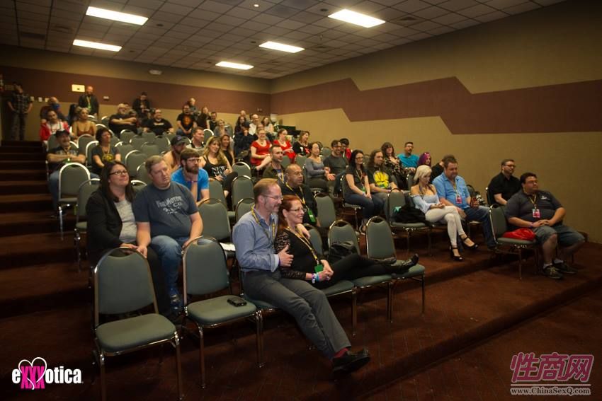 18美国eXXXotica 丹佛成人展:展会现场 (5)