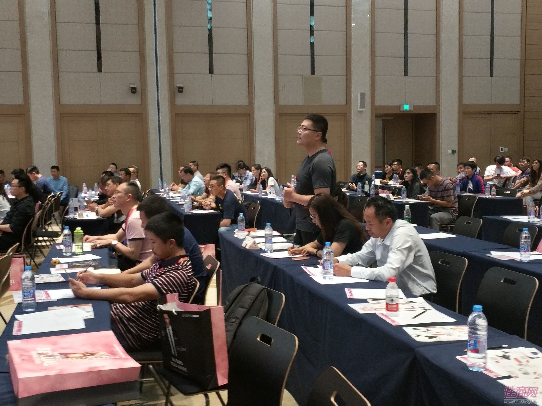 18上海成人展-高峰论坛 (19)