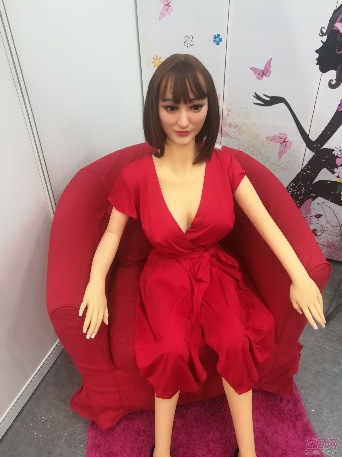 18上海成人展-实体娃娃 (15)