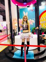 ɬ��չ����Ů��ģ��