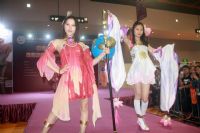 Cosplay�������������ҫ��ɫ