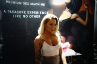 ����ŮӰ�ǳ��˰��˵����ģ��ֱ��ϵ�����Ҳ������Ŀ