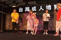 ����α�������̨