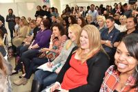 ��������һ�����ң�����Զ�Ǻ������˵Ļ���