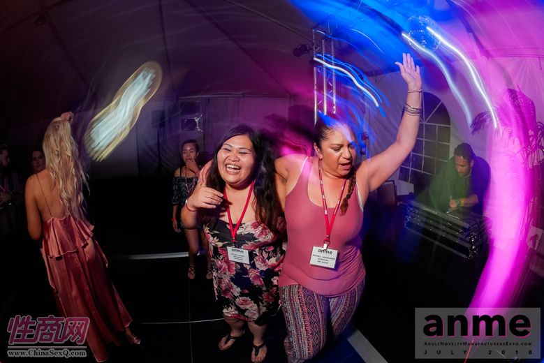 享受这美好的时刻