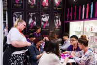 ����ɹ��̶԰��ֵĲ�Ʒ�ܸ���Ȥ