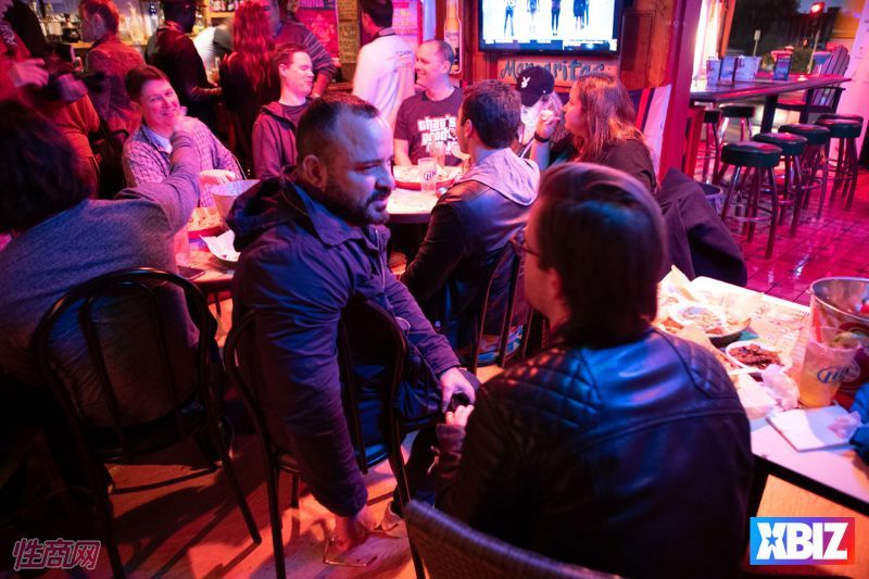 XBIZ ������Ȥ�佱�񣺼�β�ƻ� (4)