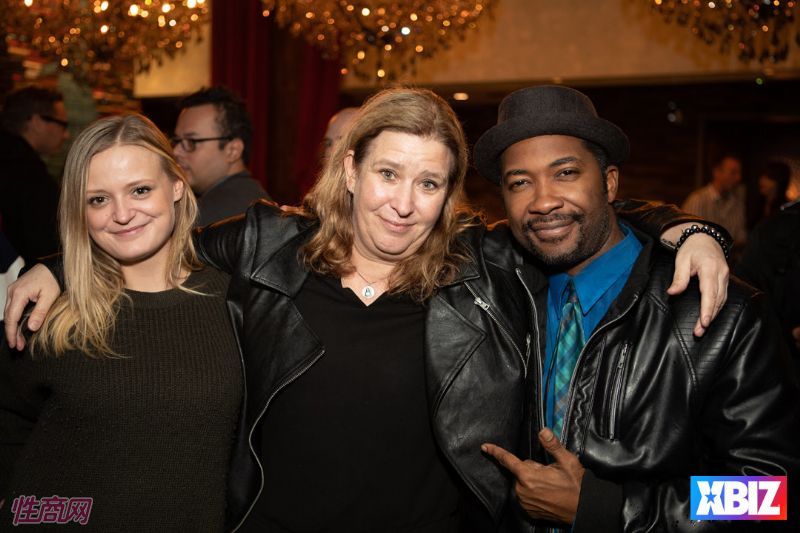 ������Ȥ�佱��XBIZ����ҵ�ι� (2)