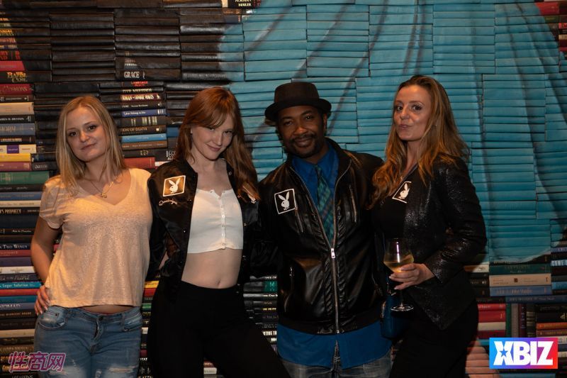 ������Ȥ�佱��XBIZ����ҵ�ι� (43)