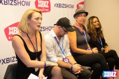 ������Ȥ�佱��XBIZ Show��ר�ҷ��� (35)