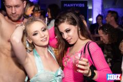 ������Ȥ�佱��XBIZ��������� (53)