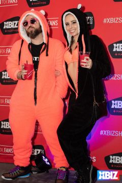 ������Ȥ�佱��XBIZ��������� (6)