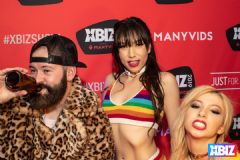 ������Ȥ�佱��XBIZ��������� (26)