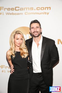 ������Ȥ�佱��XBIZ����̺�� (25)