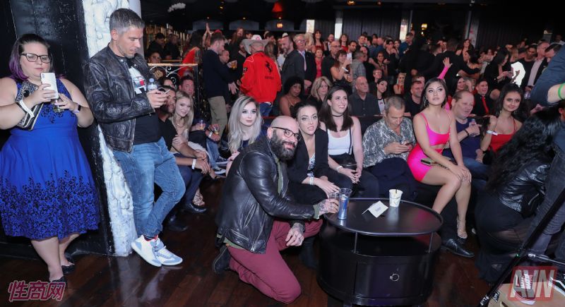 �����Ƽ����ǹ���