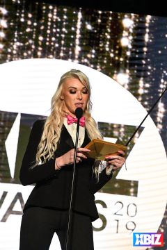 XBIZ������Ȥ�佱���ֳ�ʢ�� (14)