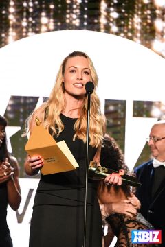 XBIZ������Ȥ�佱���ֳ�ʢ�� (26)