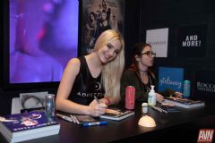 ��˹ά��˹����չAVN-չ���һ�� (18)