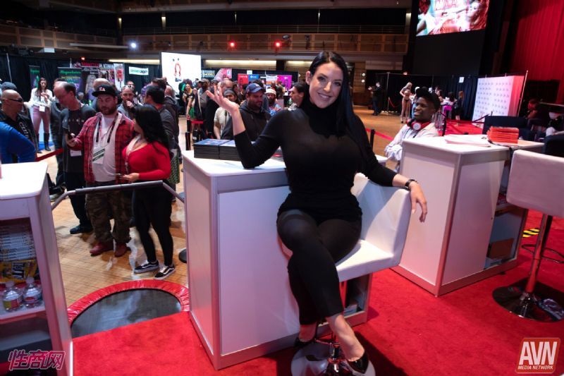 AngelaWhite�����ܸ�