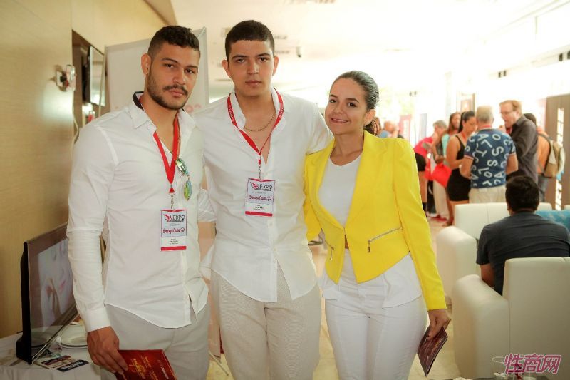 ����ֱ��רҵչ��¡�ؿ�Ļ����ҵ���ٷ�չǱ������ͼƬ17