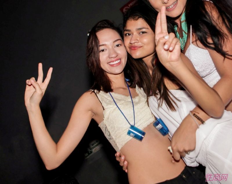 lalexop�α��μ��ɶԾۻ��Ըз���ͼƬ39