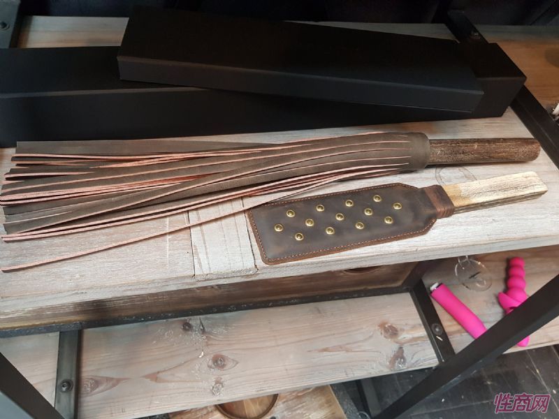 �ֹ�������SMƤ�޺�����