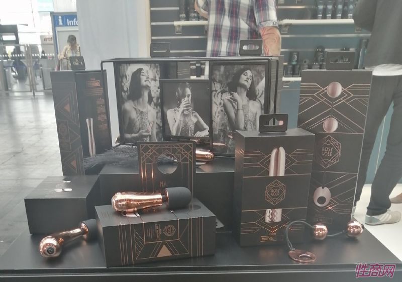 ������ϸ��ͭ���񶯰����һ��