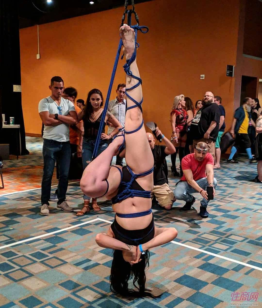 成人视频直播平台赞助2019美国迈阿密成人展图片26