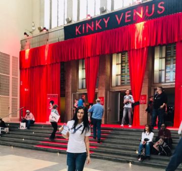 Kinky������Ȥչ��