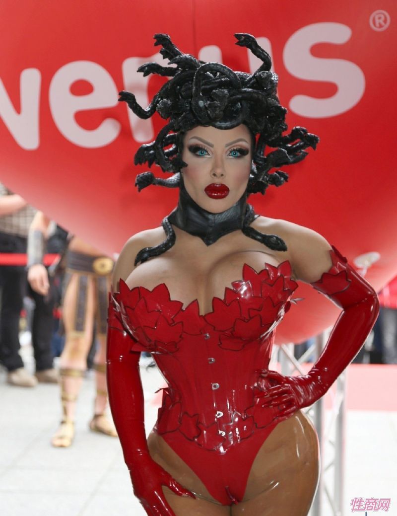 ����ɯ��ͷŮ��װ����ģ��