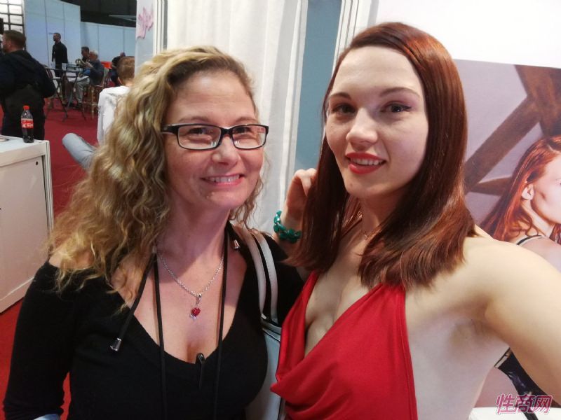 2019�¹����ֳ���չVENUS¡�ؿ�ĻͼƬ27