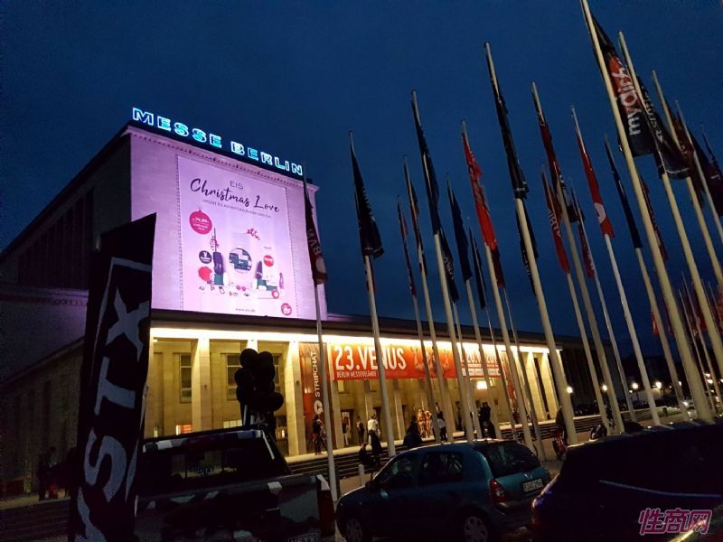 ���ֳ���չ����ҹ��