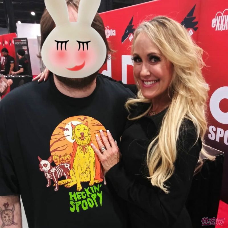 ����eXXXoticaʼ��2006�꣬�Ѿٰ���37��ѲչͼƬ15