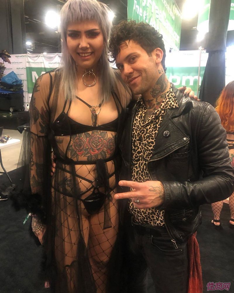 ����eXXXoticaʼ��2006�꣬�Ѿٰ���37��ѲչͼƬ18