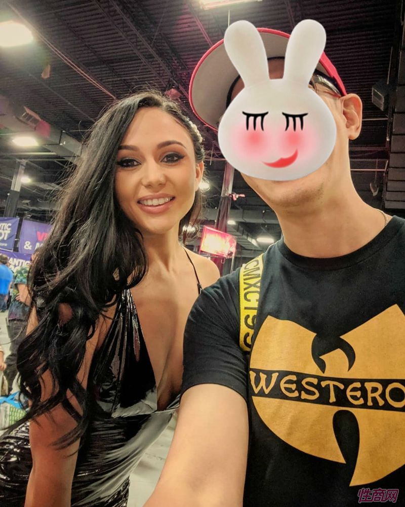 ����eXXXoticaʼ��2006�꣬�Ѿٰ���37��ѲչͼƬ26