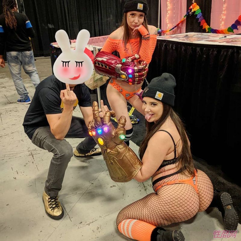 ��Ե����ױ��滵��