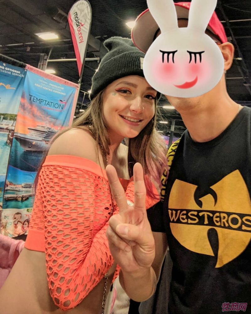 ���ںͳ���Ӱ�Ǻ�Ӱ