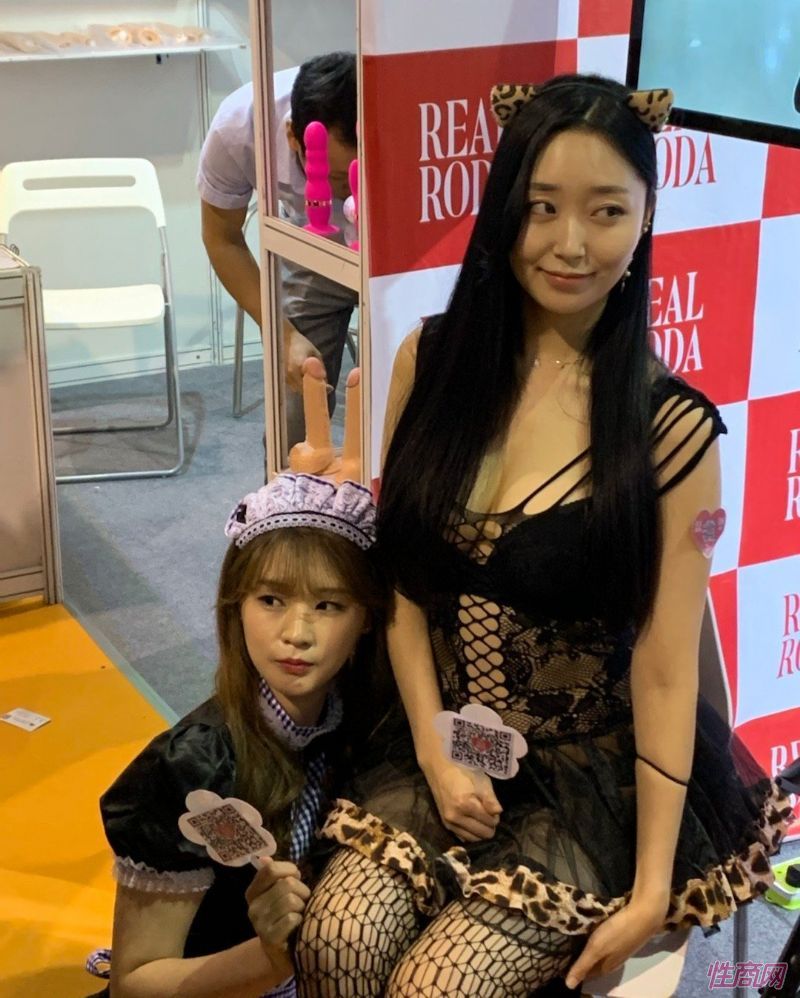 2019�������Ļ���ͼƬ������չ��ģ��ͼƬ80