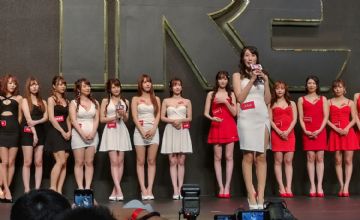 ̨�����˲����Ը�������˾������ɫ�ɲ�ͼƬ46