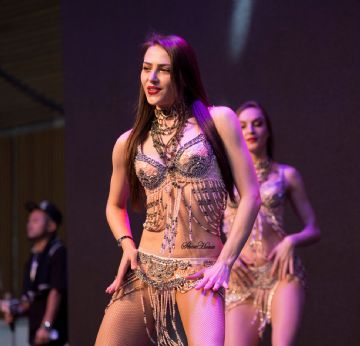 ̨�����˲����Ը�������˾������ɫ�ɲ�ͼƬ49