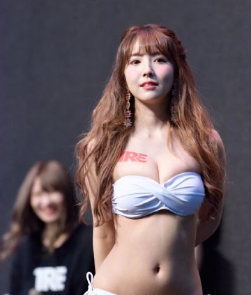 TRĘ�����˲����ж�ǿ������ȥ�ֳ���ͼƬ26