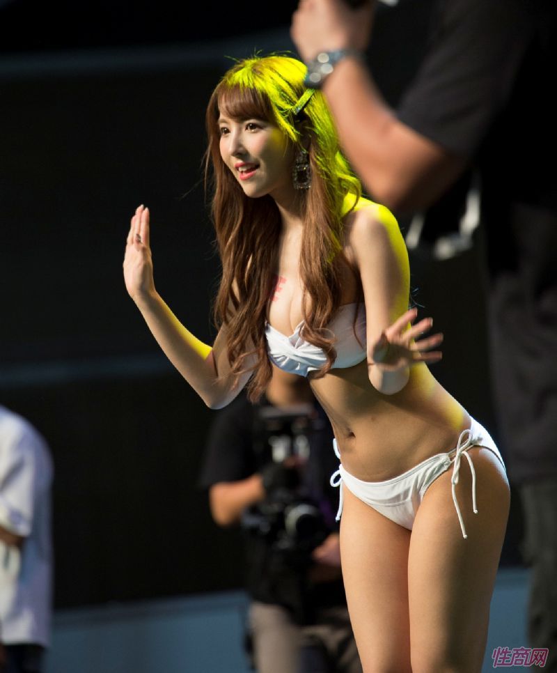 TRĘ�����˲����ж�ǿ������ȥ�ֳ���ͼƬ36