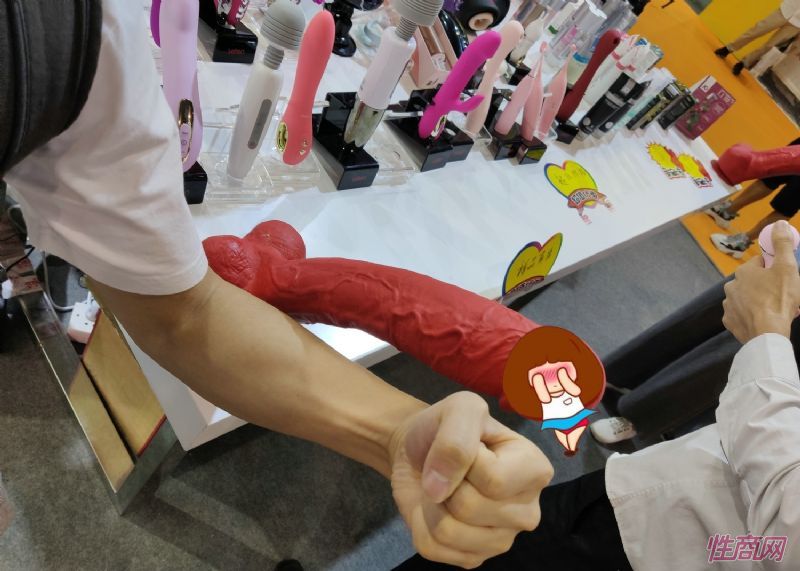 ����չ�ÿ�����Ů���ߴ�����������Ļ���ͼƬ45