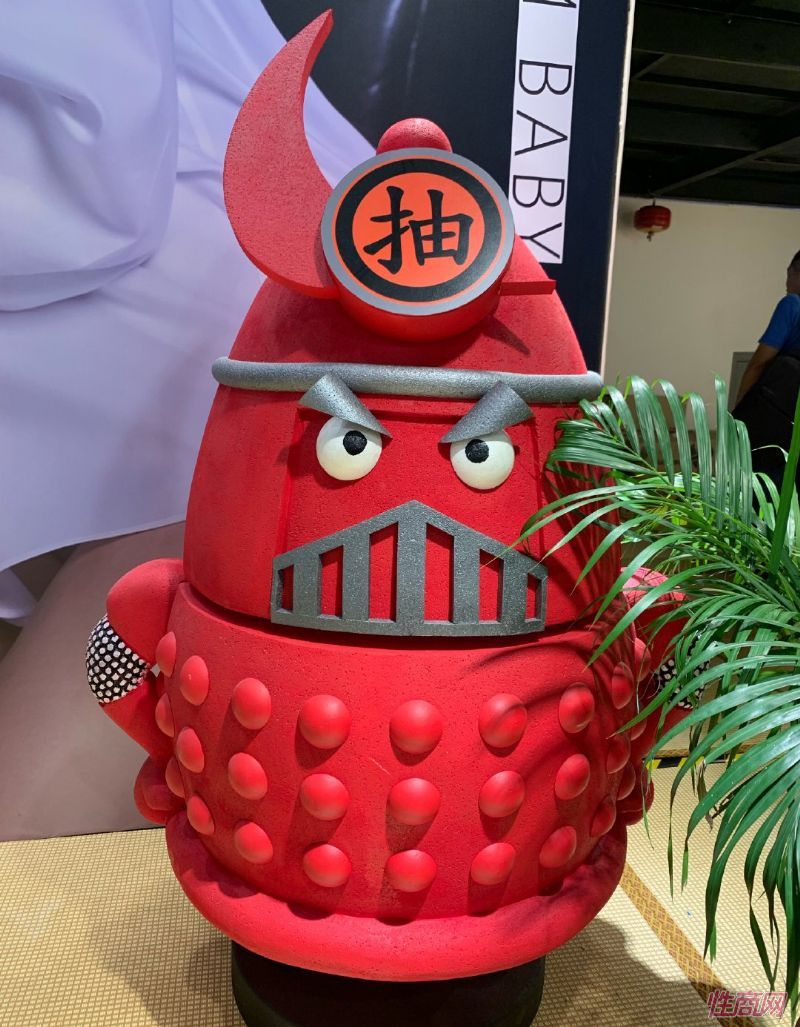 ����չ�ÿ�����Ů���ߴ�����������Ļ���ͼƬ59