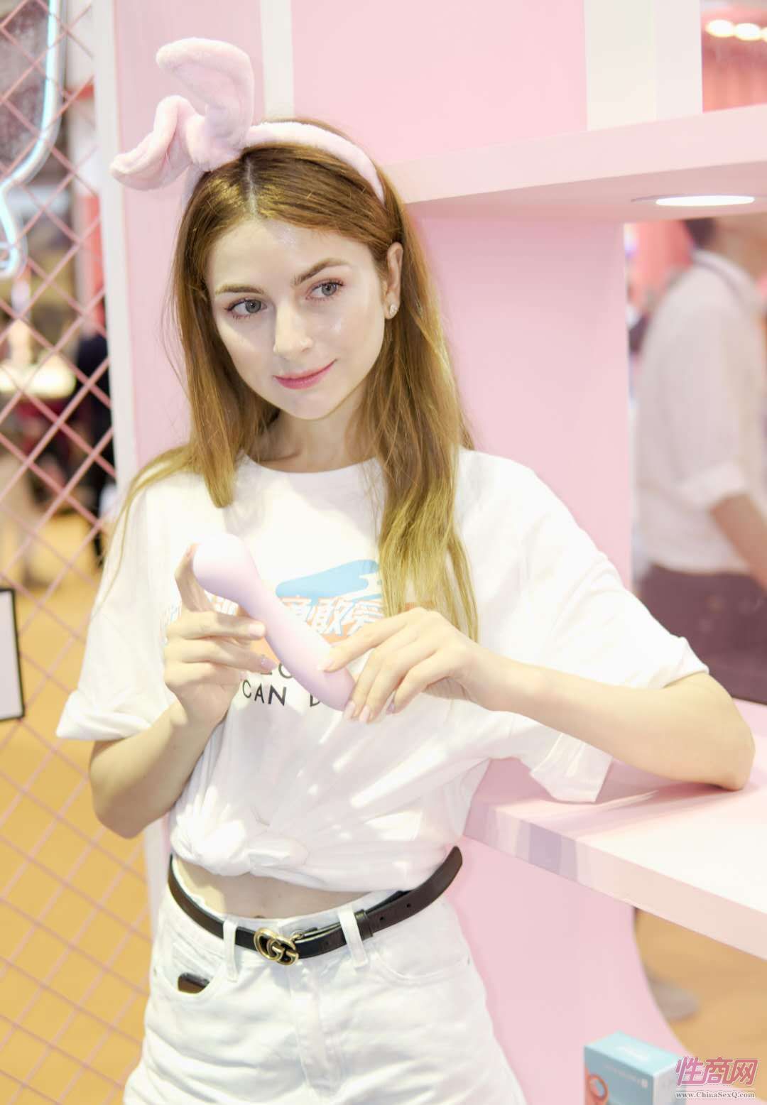 2019广州性文化节图片报道:展销模特图片25