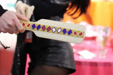 �ֳ���ʾSM��Ϸ