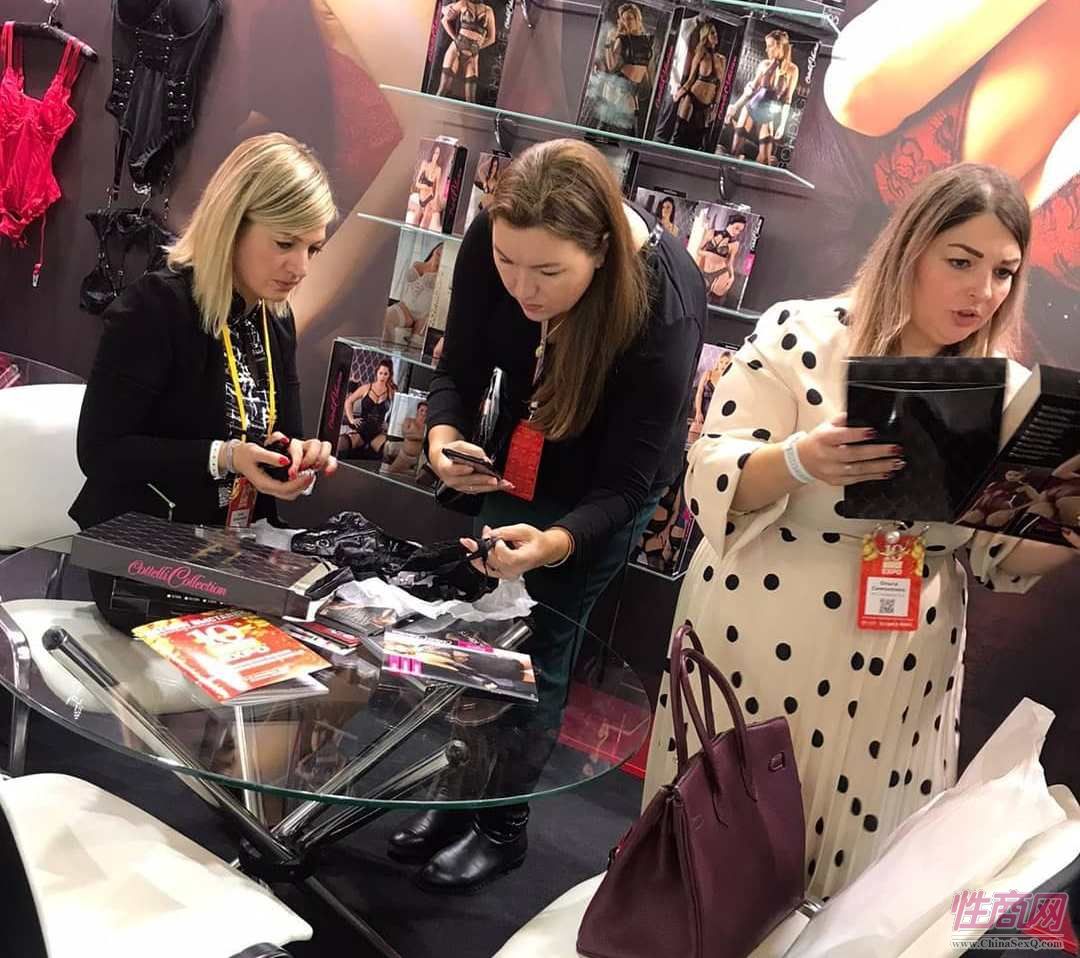 来自全球的商家参加俄罗斯成人展,有很多中国展商图片17