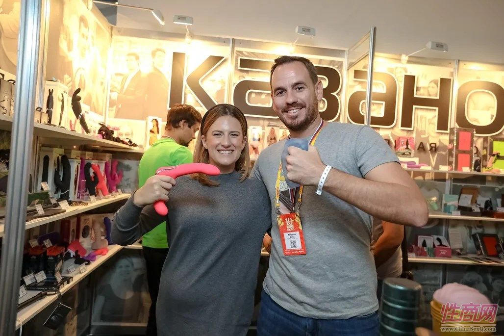 来自全球的商家参加俄罗斯成人展,有很多中国展商图片34