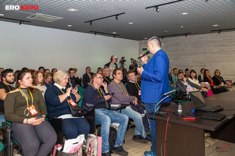 ����˹����չ���ʡ��佱��ʽ����ҵ��̳ͼƬ16