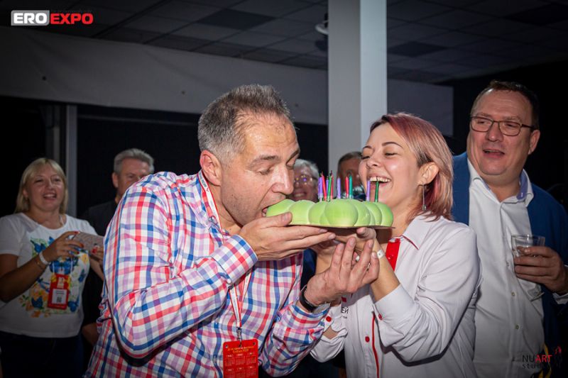 ����˹����չ���ʡ��佱��ʽ����ҵ��̳ͼƬ36